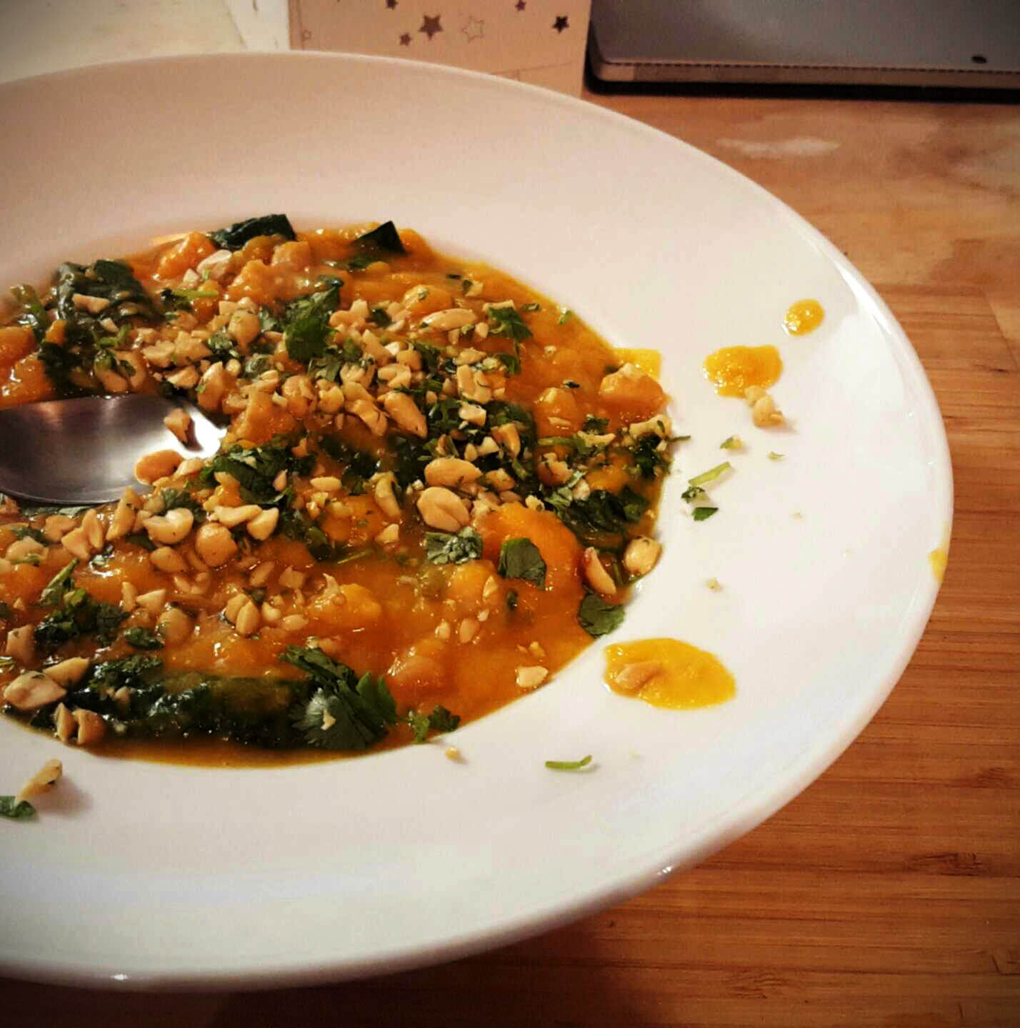 Soupe de patate douce et lait de coco