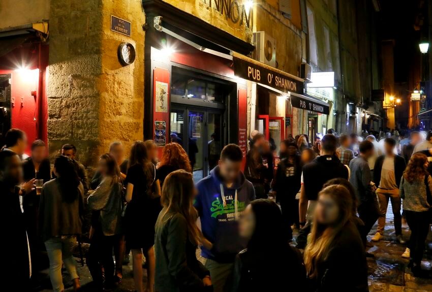 Soirée à Aix rue de la Verrerie